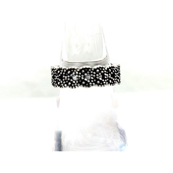Vintage Silver & Black Interlocking Circles Ring Size 6 Women's Jewelry - Picture 1 of 2
